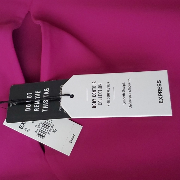 NWT Express Body Contour Sleeveless High Neck Front Cutout Thong Bodysuit - Picture 6 of 7